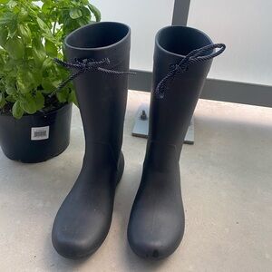 Crocs rubber boots women’s 10